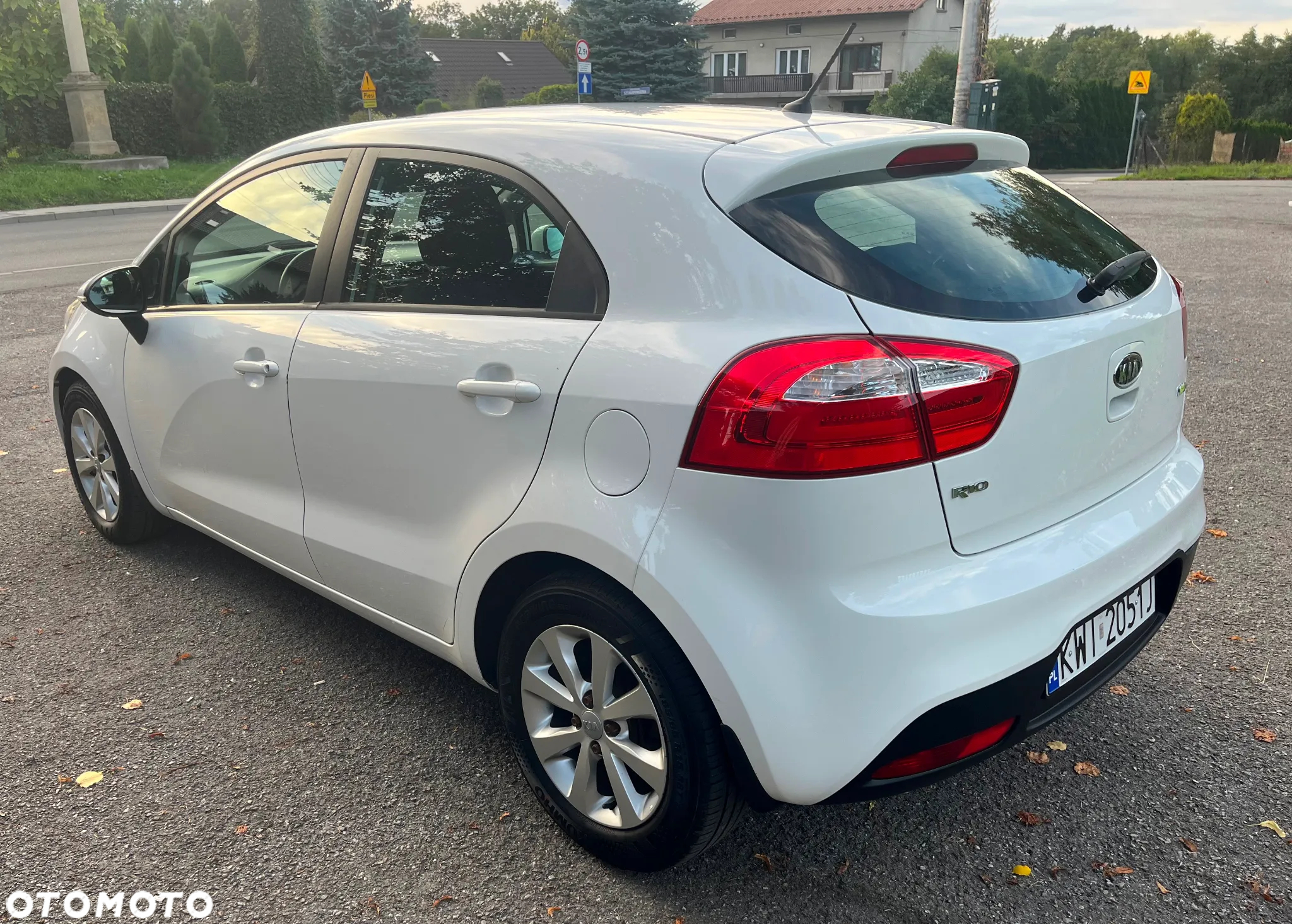 Kia Rio 1.4 Business Line Plus - 6