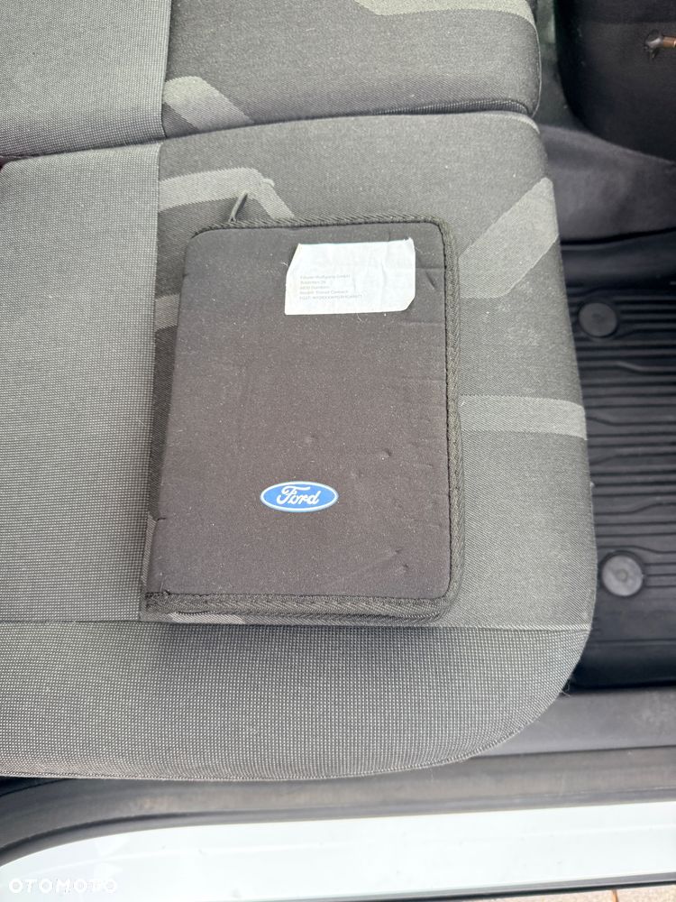 Ford Transit Connect - 18