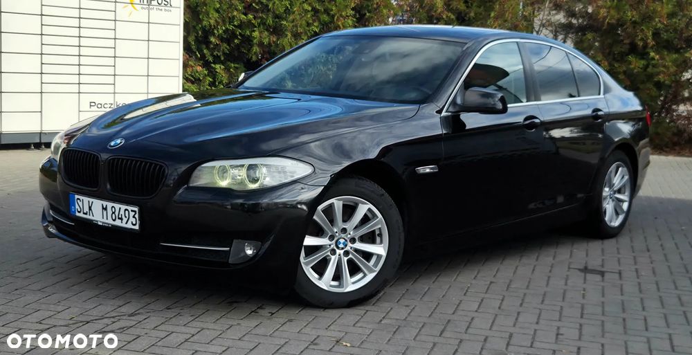 BMW Seria 5 525d - 22
