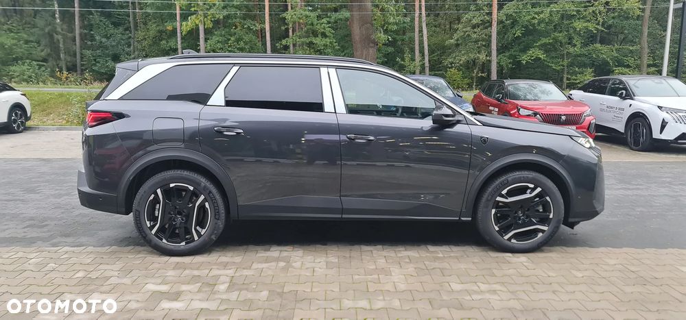 Peugeot 5008 - 11