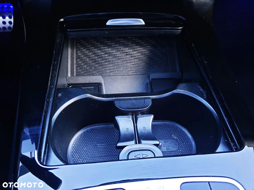 Mercedes-Benz Klasa A 200 7G-DCT Edition AMG Line - 36