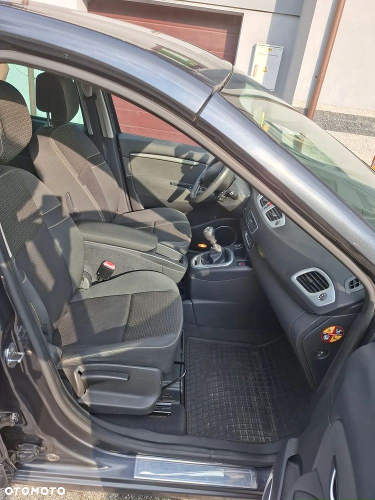 Renault Scenic - 9