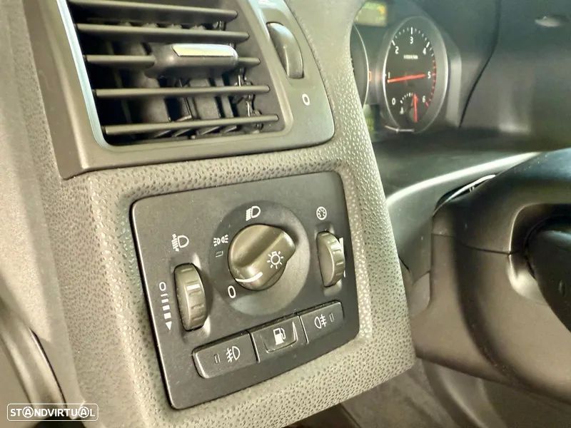 Volvo V50 1.6 D Momentum - 14