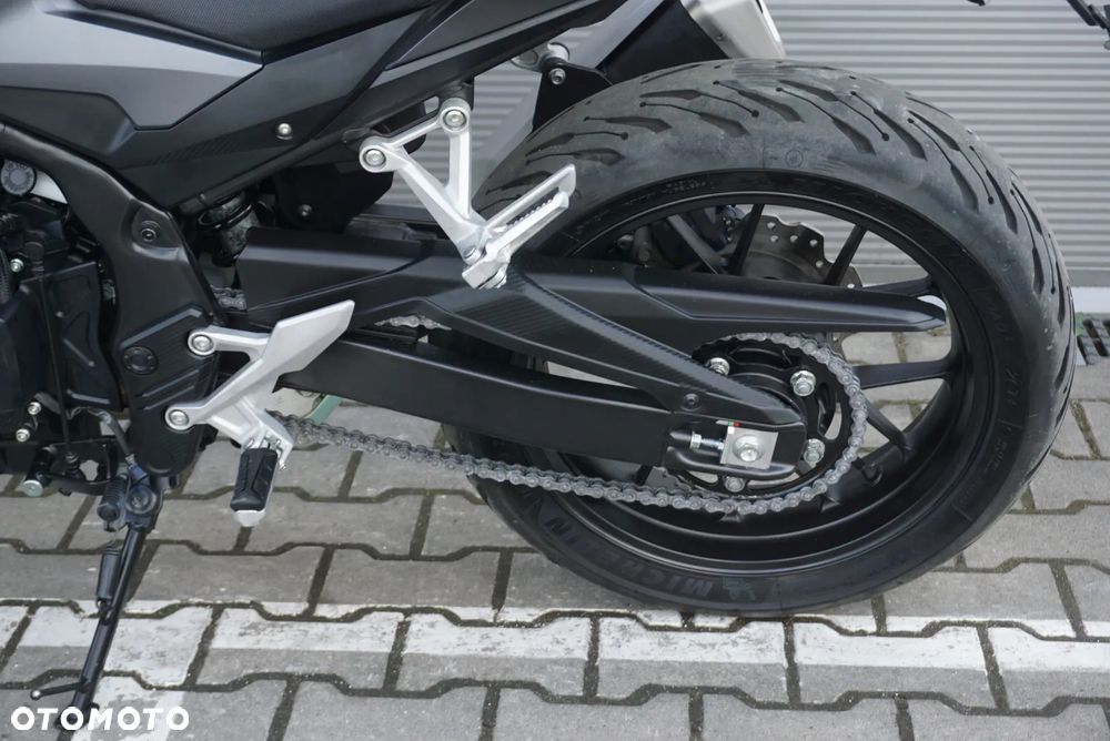 Honda CB - 18