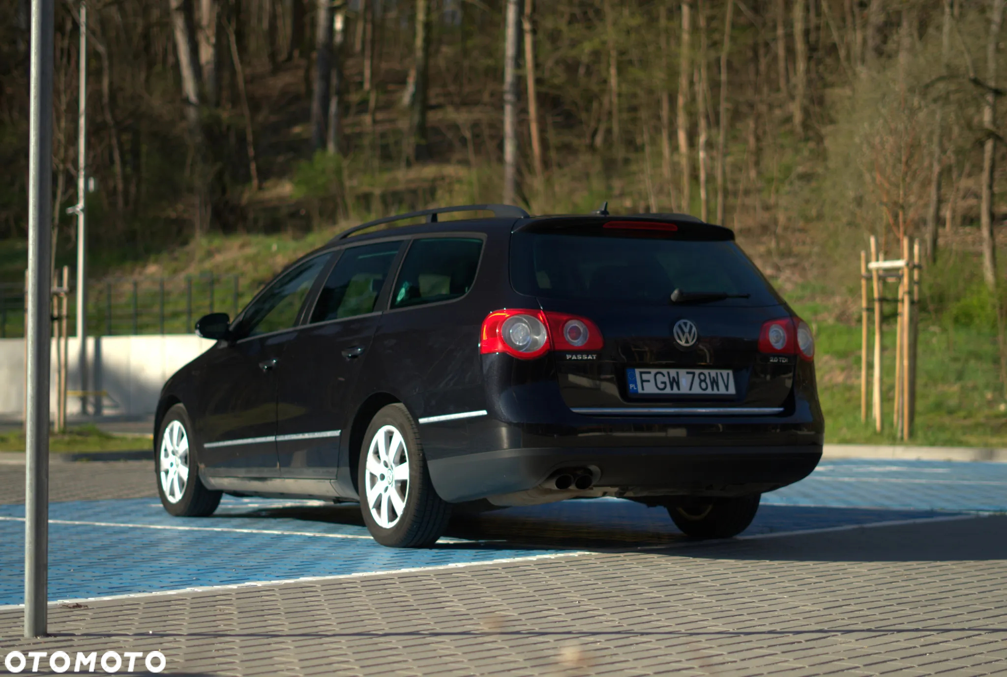 Volkswagen Passat Variant 2.0 TDI DPF Sportline - 2