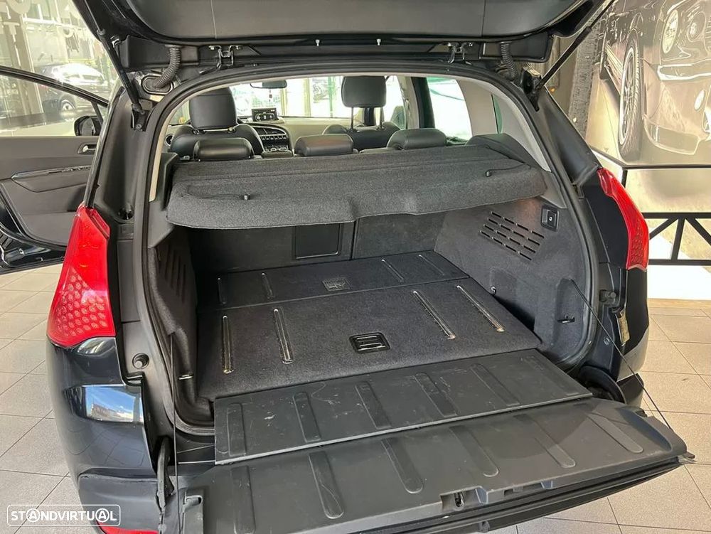 Peugeot 3008 2.0 HDi Hybrid4 - 25
