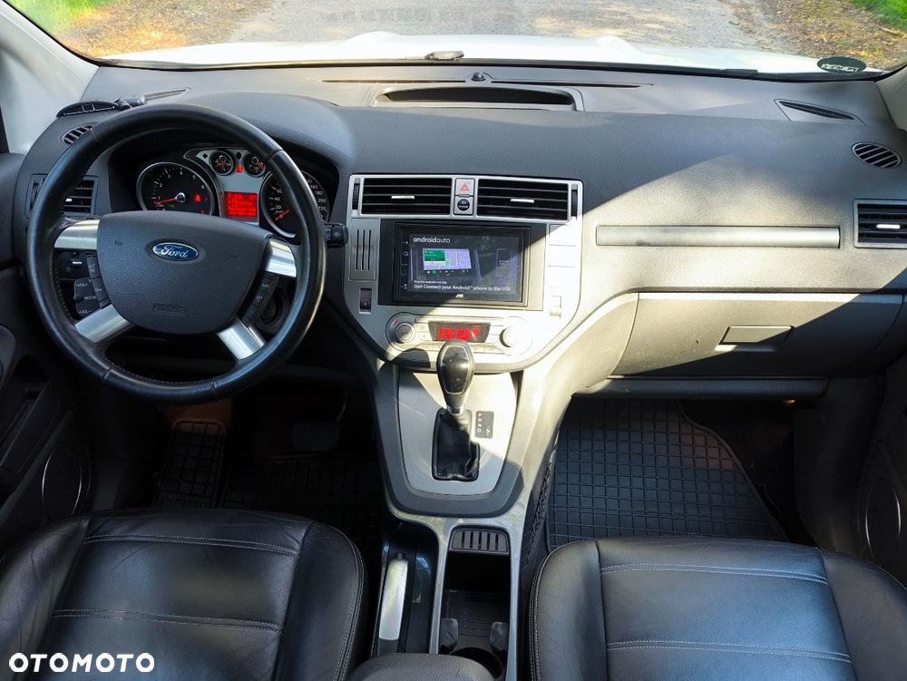 Ford Kuga - 11
