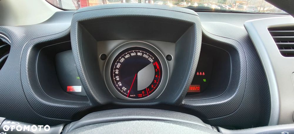 Toyota Urban Cruiser 1.4 D-4D 4x2 Town - 20