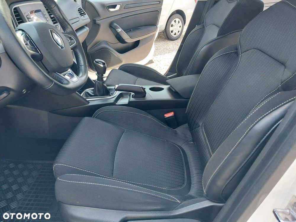 Renault Megane 1.6 SCe Zen - 18