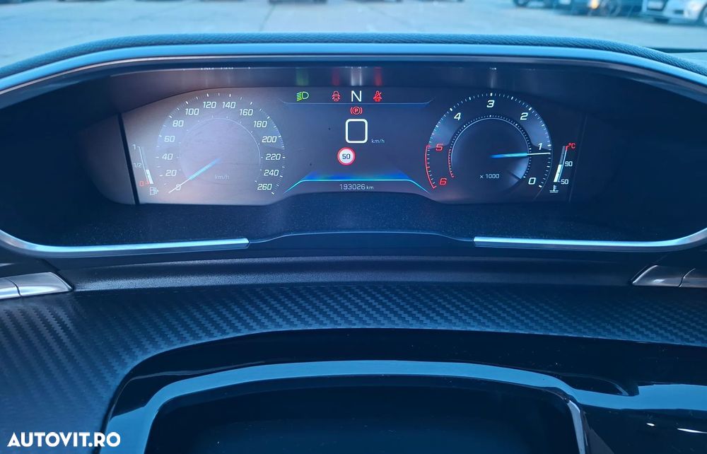 Peugeot 508 1.5 BlueHDI S&S EAT8 Allure Pack - 11
