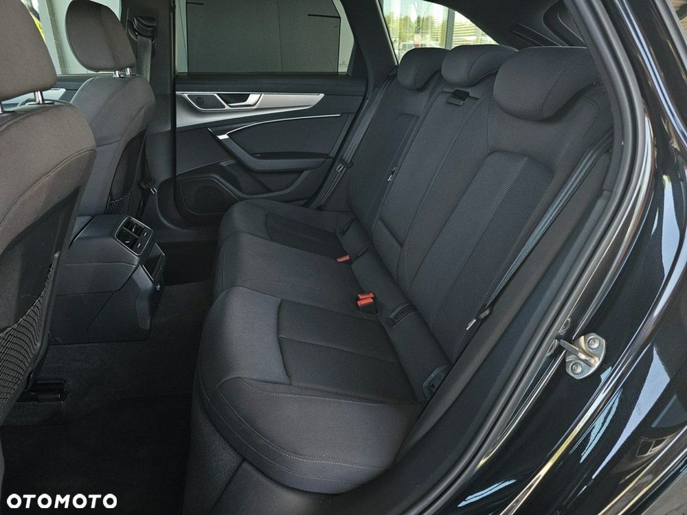 Audi A6 Avant - 33