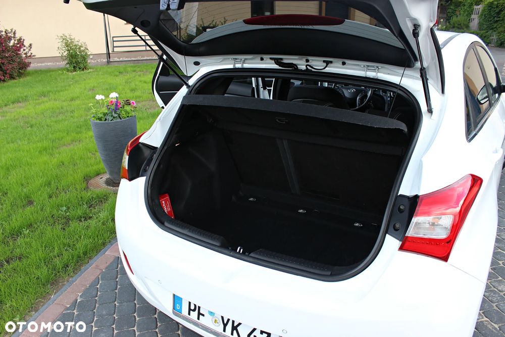 Hyundai i30 1.4 Select - 9
