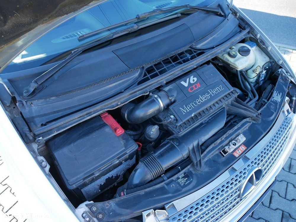 Mercedes-Benz Viano - 25
