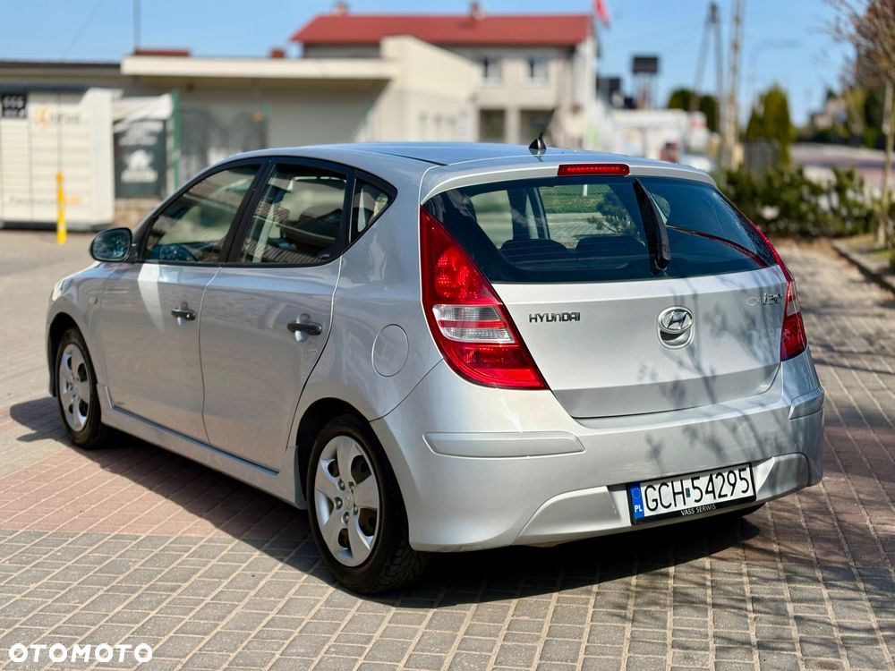 Hyundai i30 1.4 Base EU5 - 20
