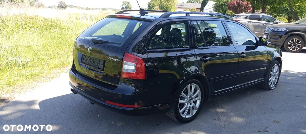 Skoda Octavia 2.0 TSI RS - 3
