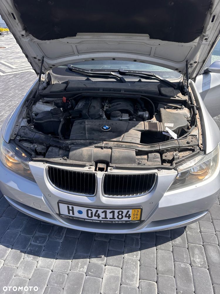 BMW Seria 3 - 24