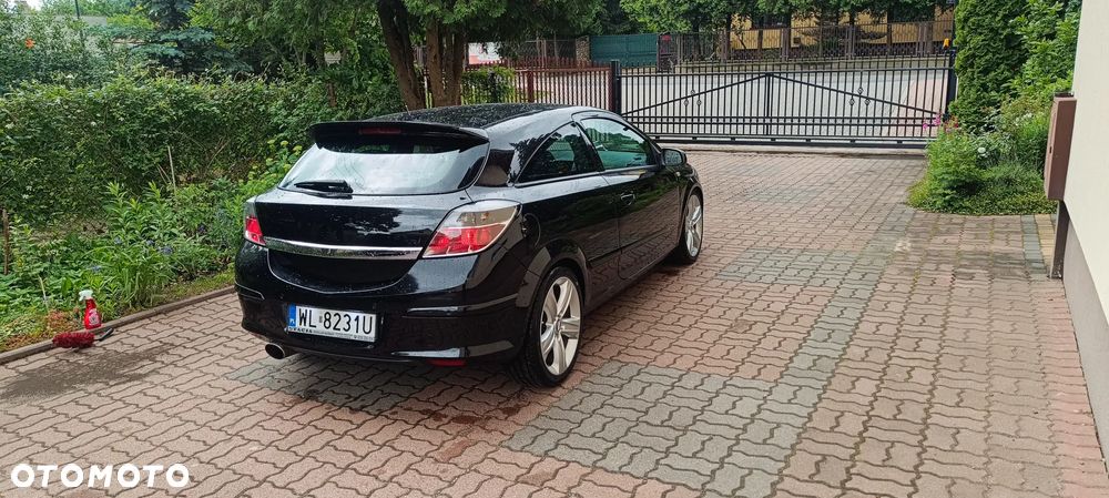 Opel Astra 1.8 Sport - 4
