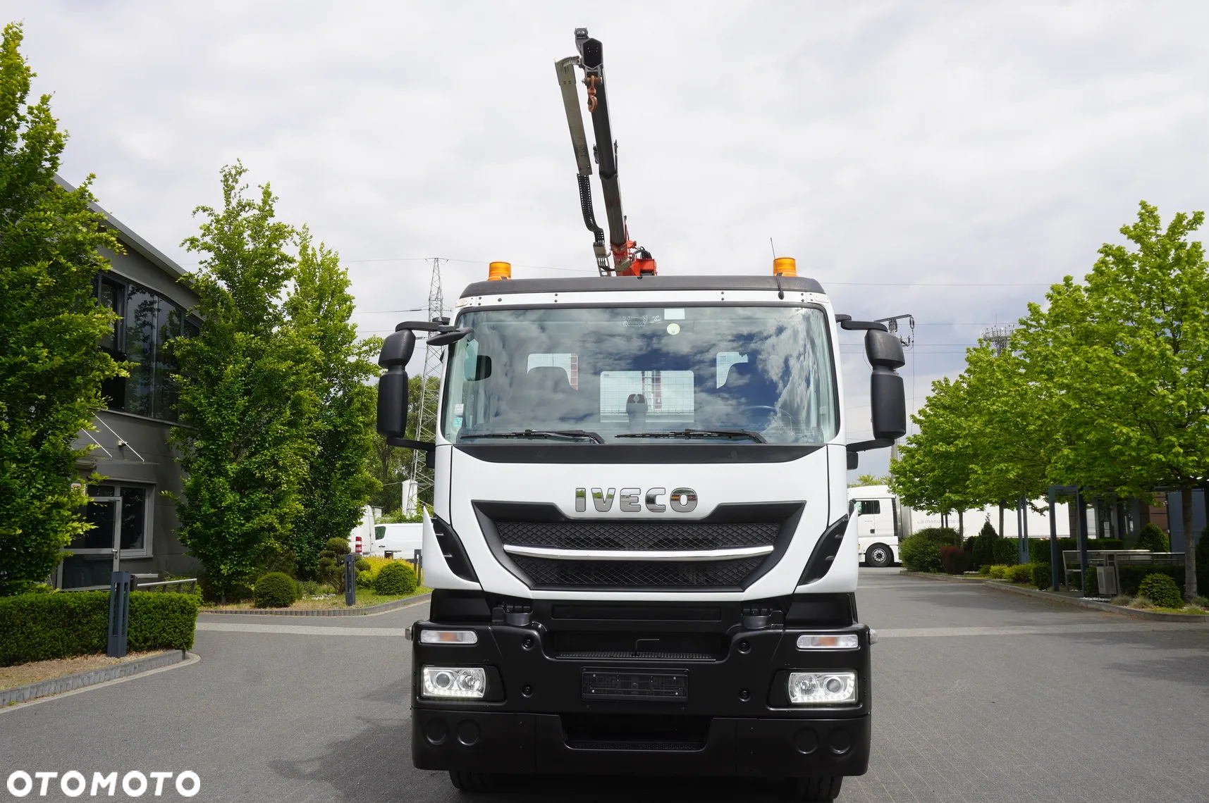 Iveco Stralis 310 / 34 tys. km!!! / HDS Fassi 4t 400 MTH! / Burtowy - 14