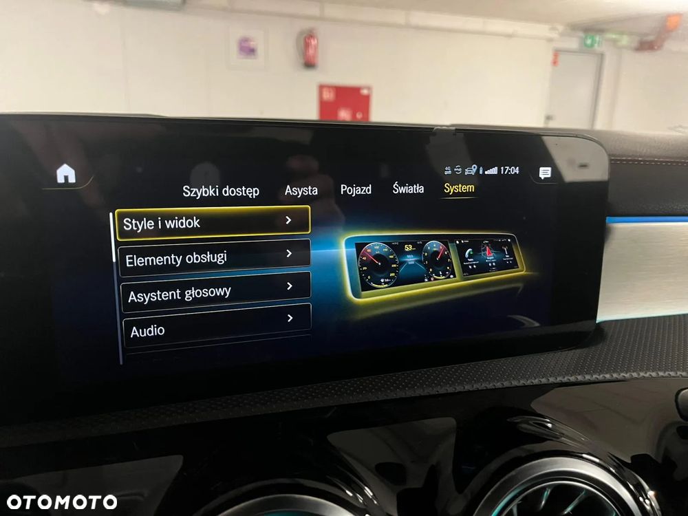 Mercedes-Benz CLA - 31