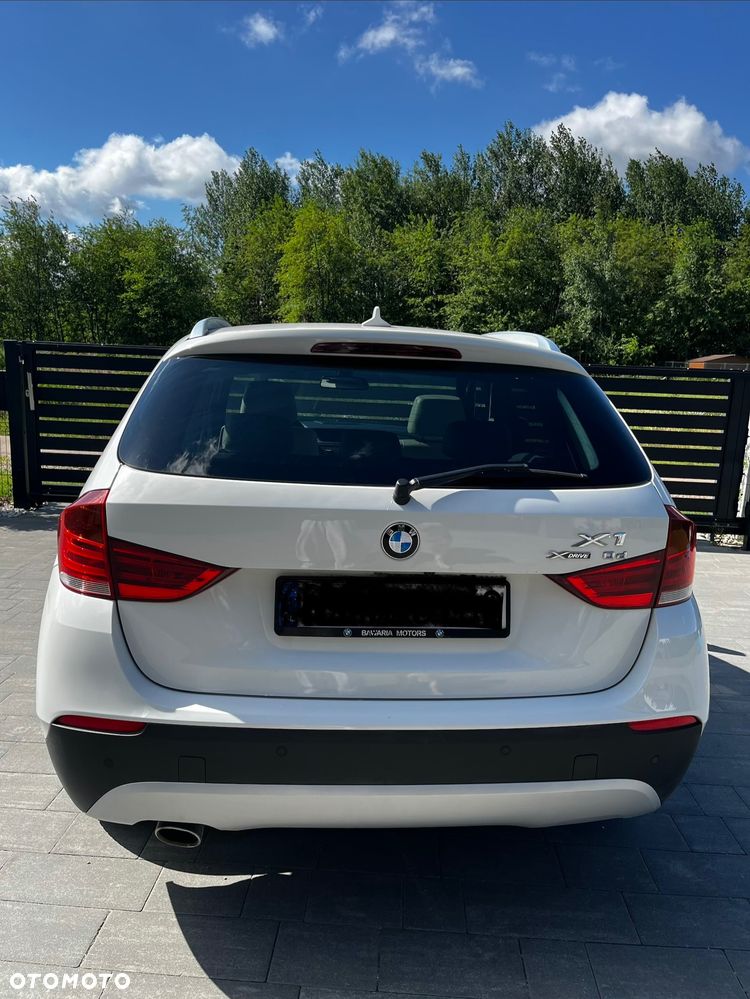 BMW X1 xDrive20d - 10