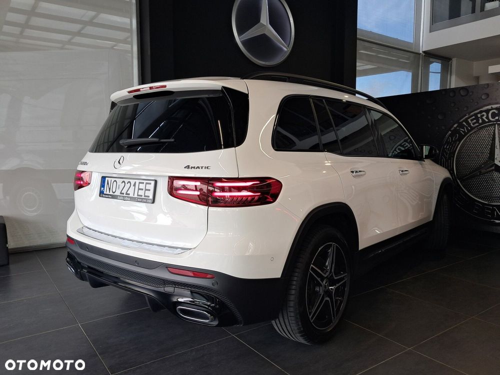 Mercedes-Benz GLB - 22