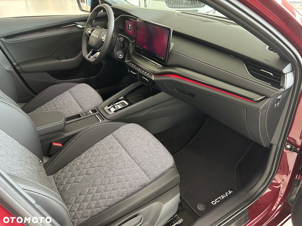 Skoda Octavia 1.5 TSI mHEV Sportline DSG - 19