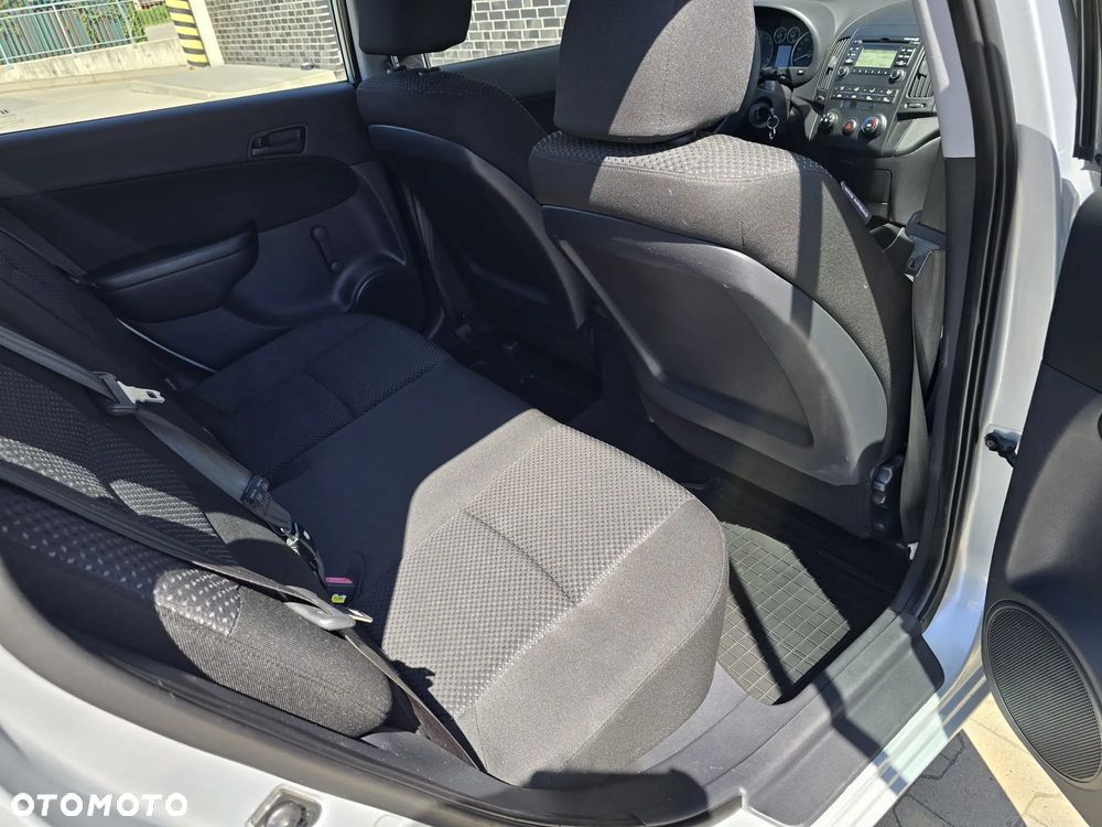 Hyundai i30 i30cw 1.4 Edition Plus - 22