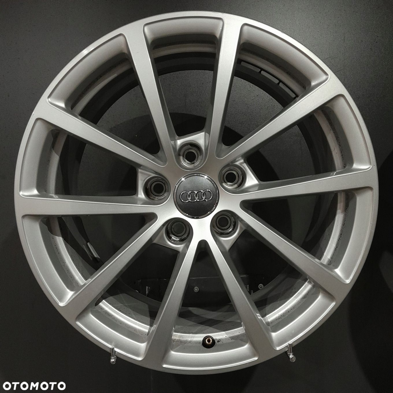 Felgi 17 5x112 Audi Q5, A6 C7, A4 B8 B9 OE F503004-12 - 3