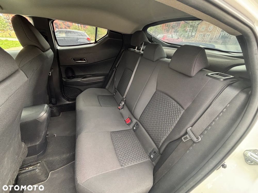 Toyota C-HR 1.2 T GPF Premium - 10