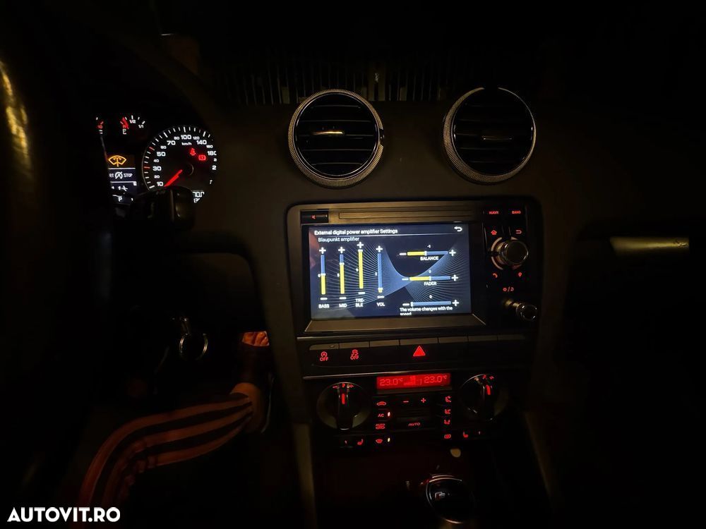 Audi A3 1.4 TFSI Sportback S tronic Ambiente - 27