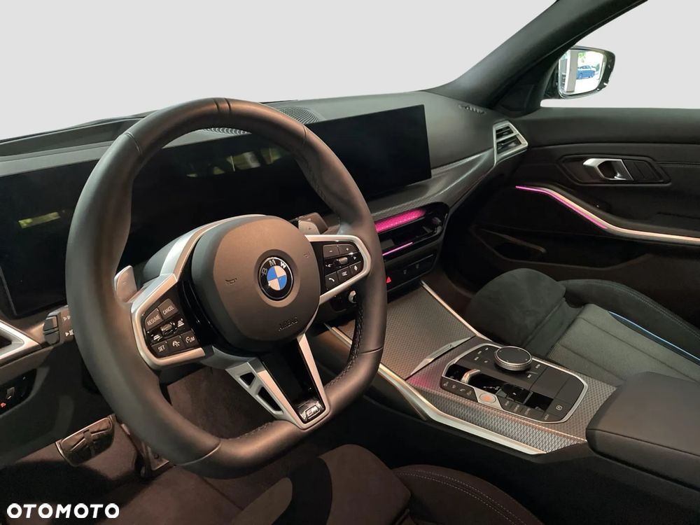 BMW Seria 3 320i xDrive M Sport - 11