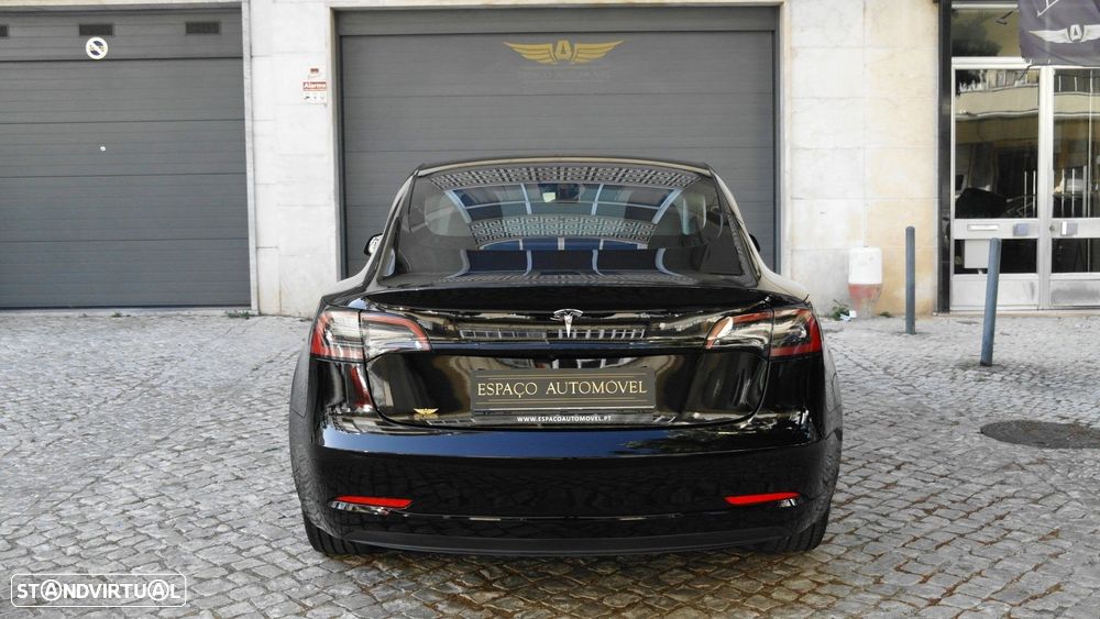 Tesla Model 3 Long Range Tração Traseira - 8