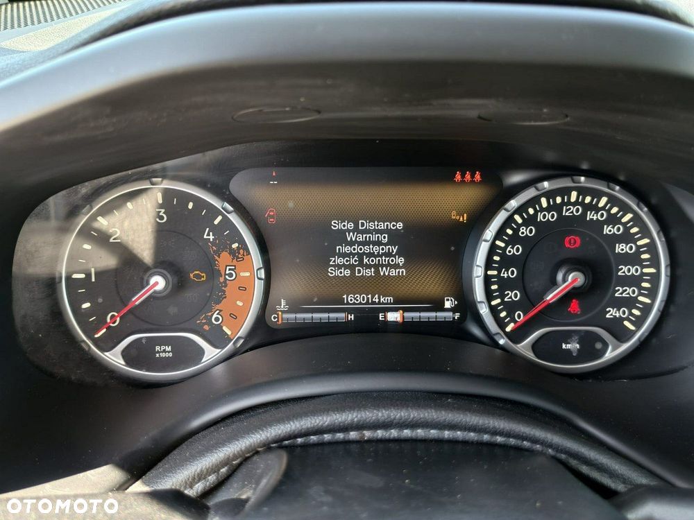 Jeep Renegade - 21