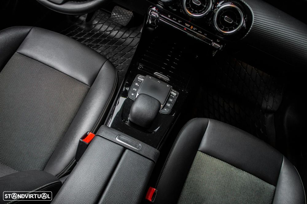 Mercedes-Benz CLA 200 d Shooting Brake Style Aut. - 36