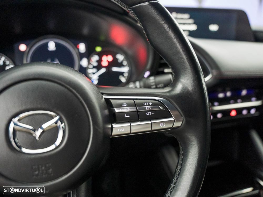 Mazda 3 2.0 e-Skyactiv-G Homura AT - 20
