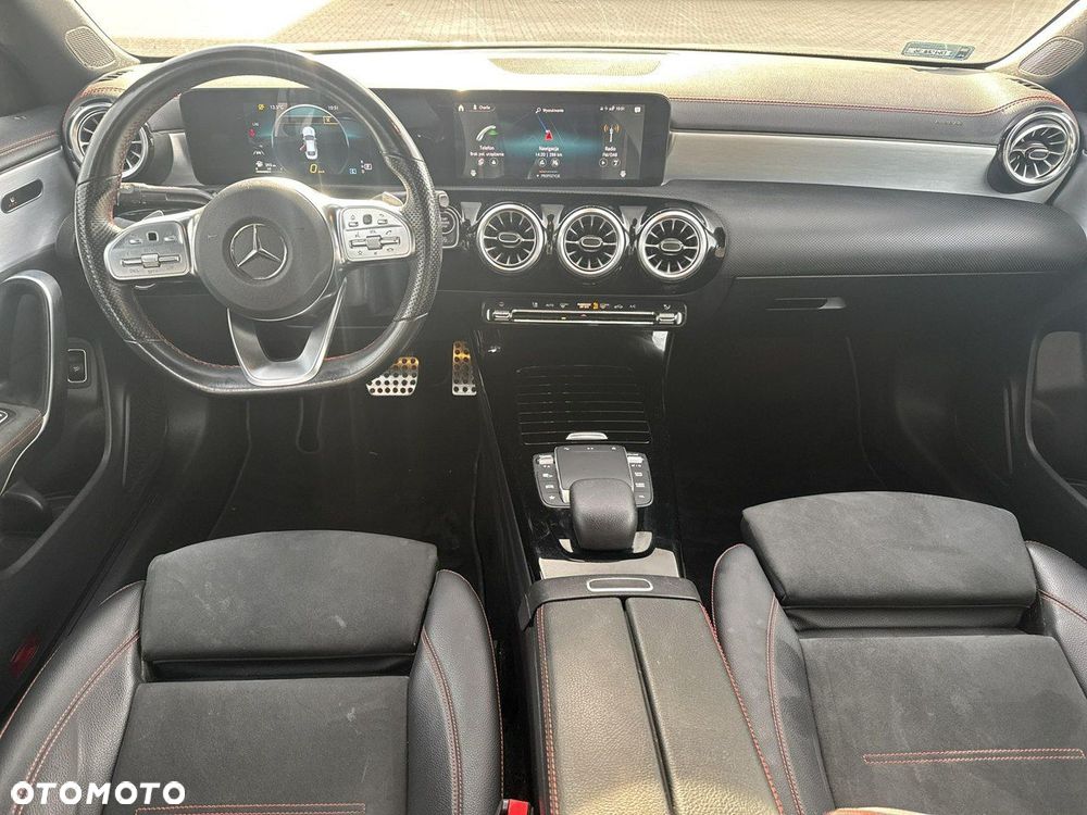 Mercedes-Benz CLA - 22