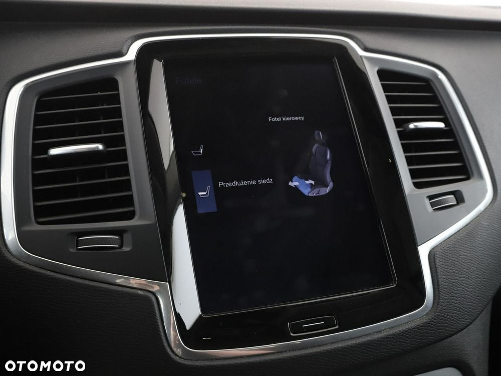Volvo XC 90 T8 AWD Twin Engine Geartronic Momentum - 36