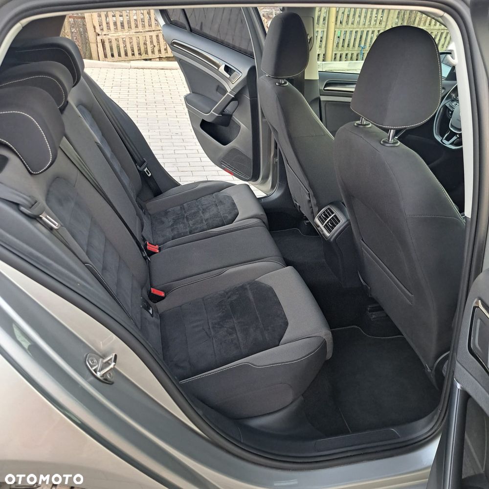 Volkswagen Golf 1.4 TSI BMT Highline - 12