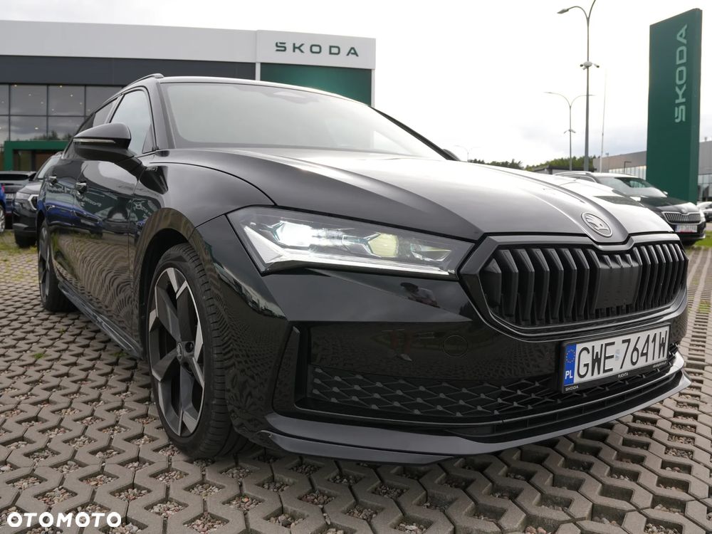 Skoda Superb 2.0 TDI SCR 4x4 Sportline DSG - 4