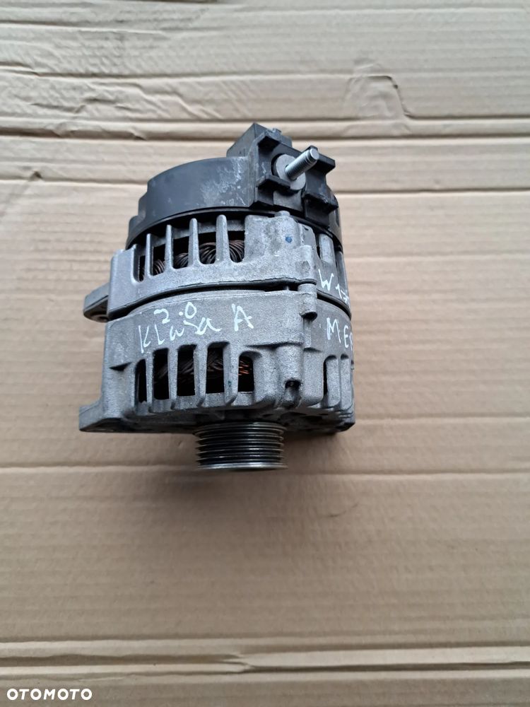 Mercedes a klasa w177 alternator A0009063903 Cla E klasa - 1