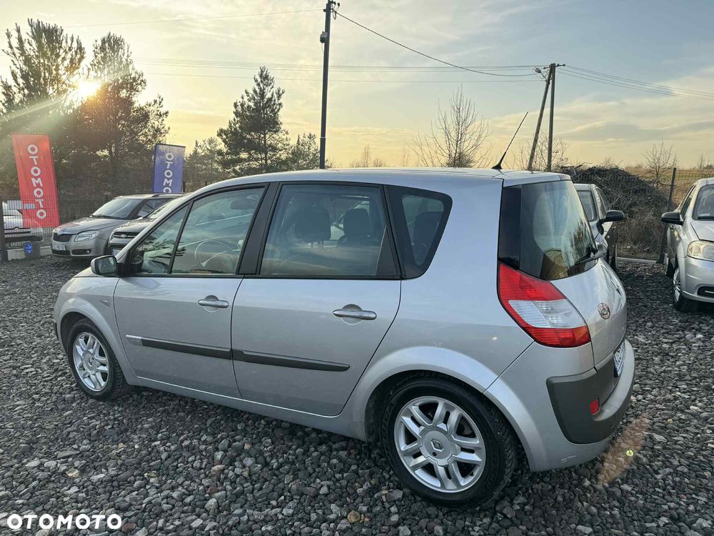 Renault Scenic 1.6 16V Privilege - 7