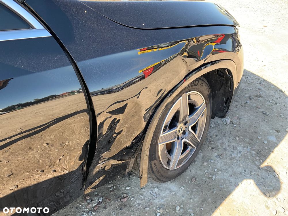 Mercedes-Benz GLC 300 4Matic 9G-TRONIC Avantgarde Advanced - 17