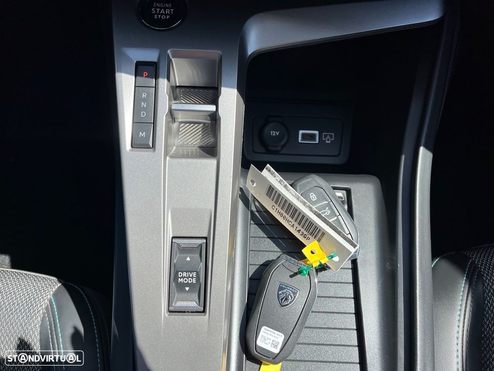 Peugeot 308 1.5 BlueHDi Allure Pack EAT8 - 39