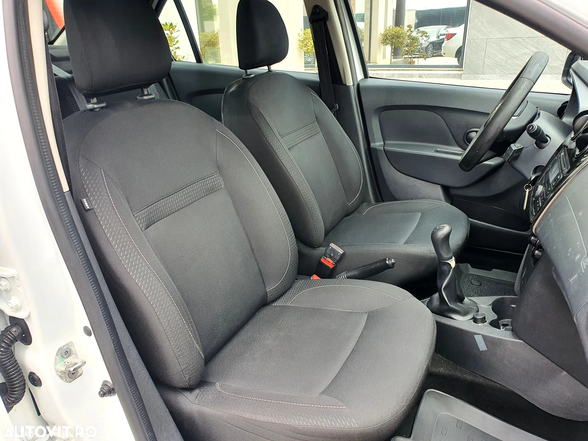 Dacia Logan 1.0 SCe SL PLUS - 14
