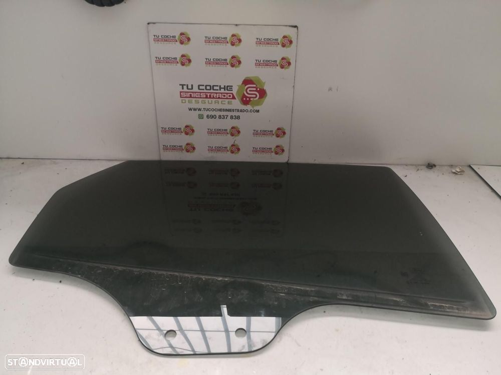 JANELA TRASEIRA DIREITA FORD KUGA - 1