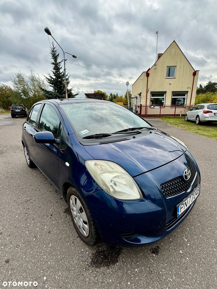 Toyota Yaris 2006 photo 3
