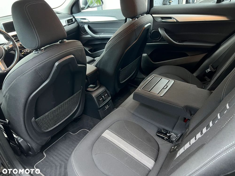 BMW X2 sDrive18i Advantage - 12