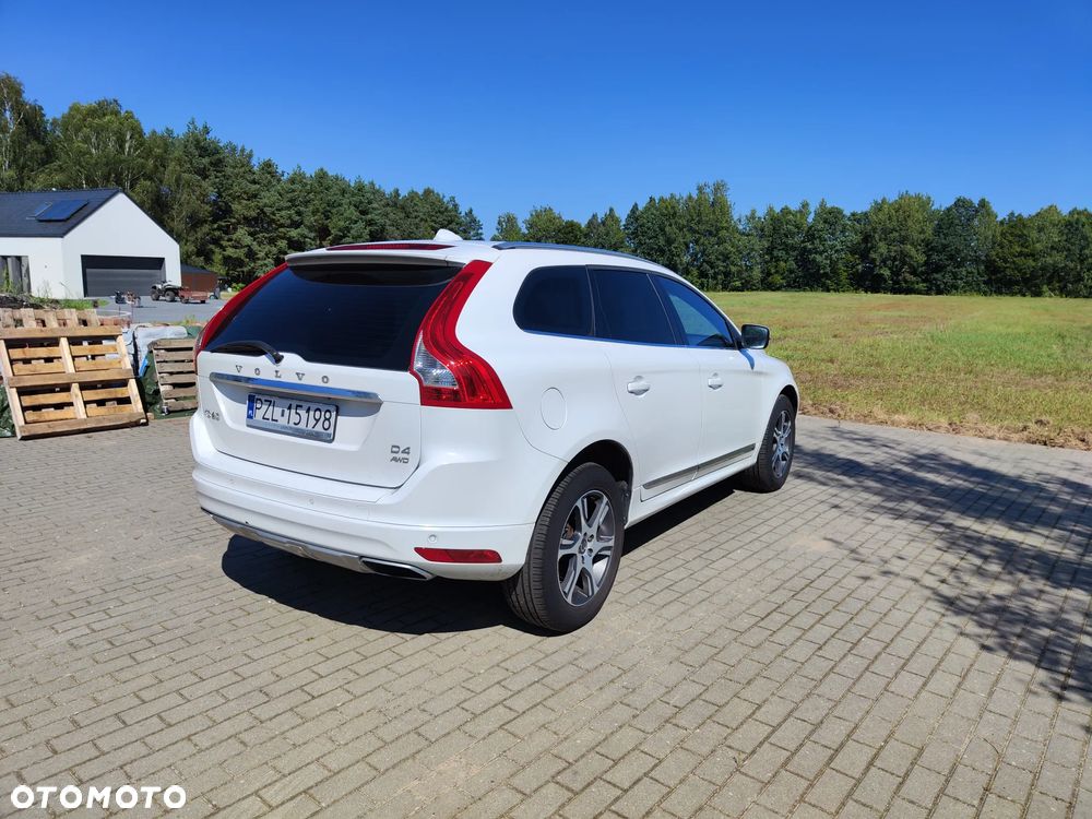 Volvo XC 60 D4 AWD Summum - 3