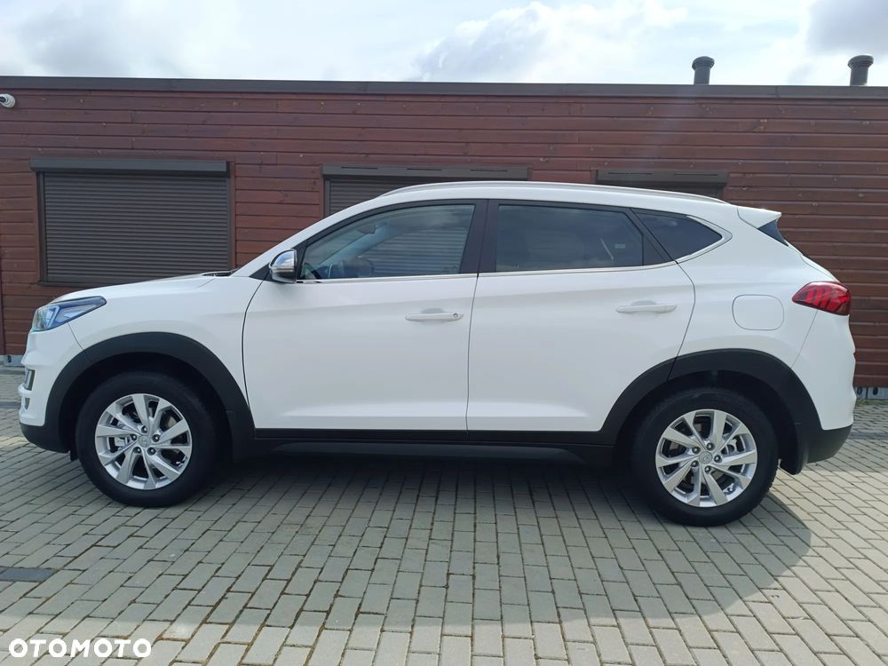 Hyundai Tucson 1.6 GDI BlueDrive Style 2WD - 22