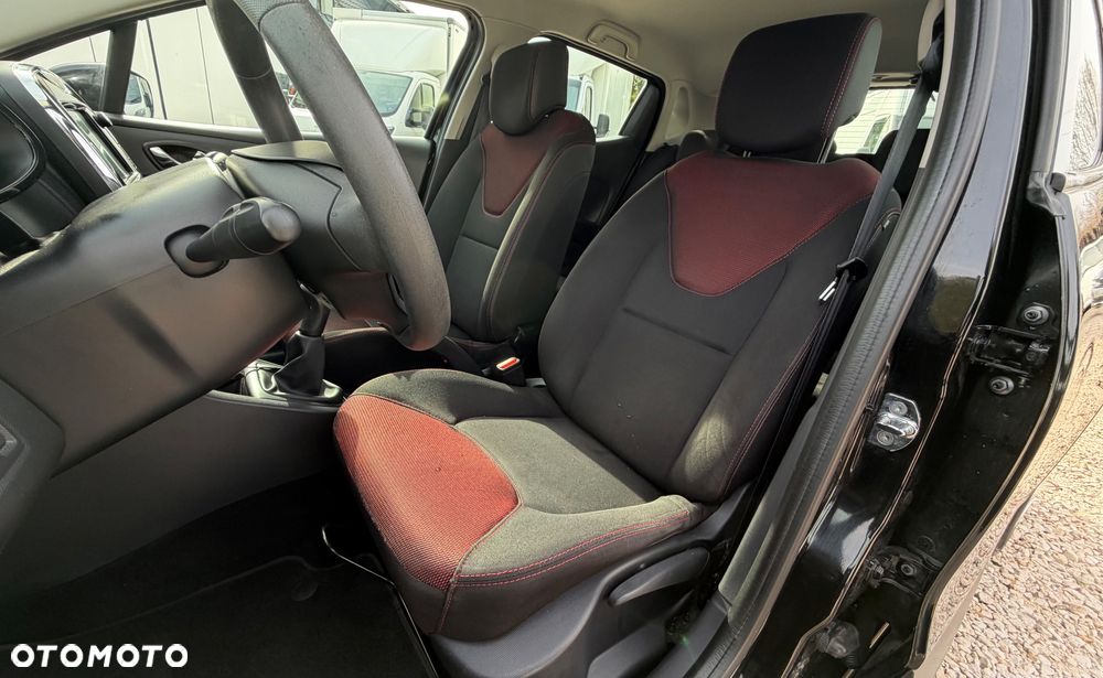 Renault Clio 1.2 16V 75 Expression - 22